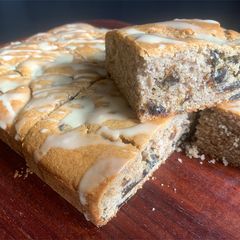 A picture of Prune Cake.