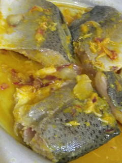 عکسی از دستور طعم دار کردن ماهی