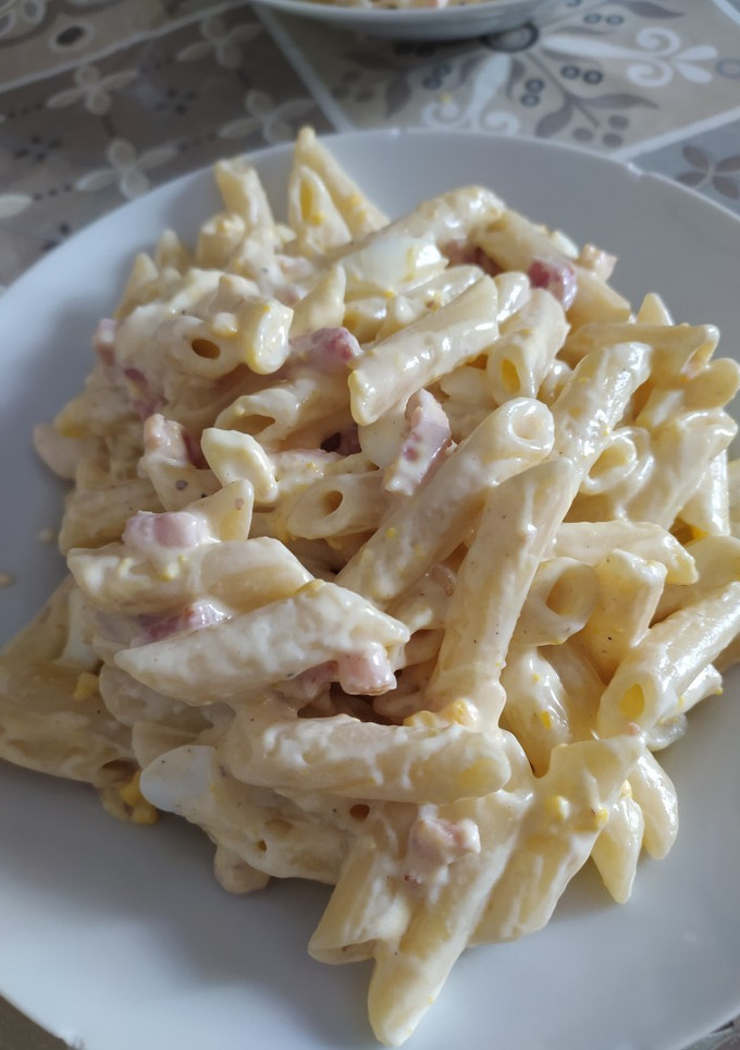 Una foto de Macarrones a la carbonara sin cebolla