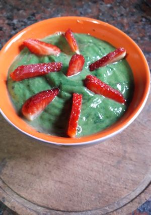 Una foto de Batido verde cremoso