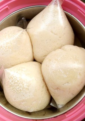 A picture of Tuwon semovita.