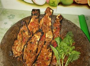 Foto resep Terong ungu bakar sambel kacang Sinti