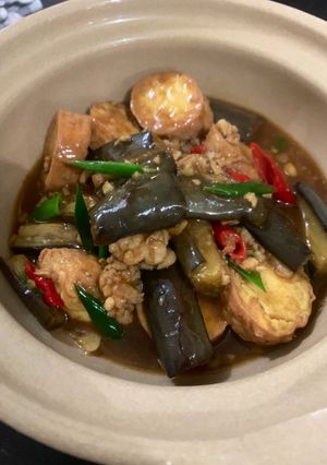 Foto resep Terong dan tofu claypot