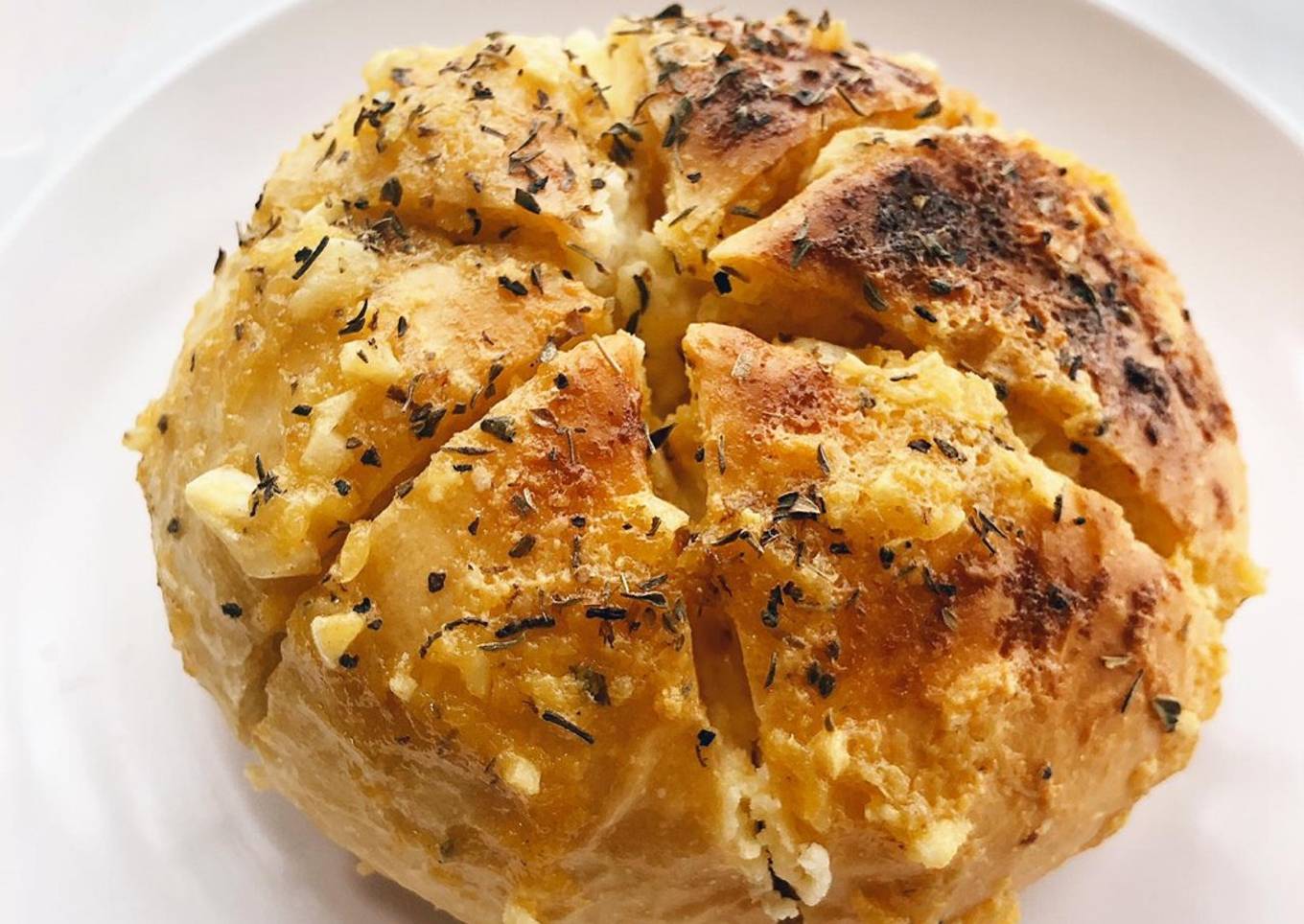 Korean Garlic Cheese Bread