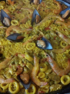 Una foto de Arroz al estilo Valenciano (paella)