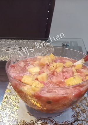 A picture of Infused Pine & Melon salad.