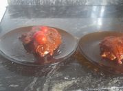 Una foto de churrasco de bondiola a la cacerola