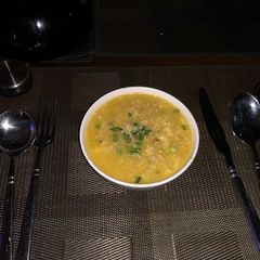 A picture of Chinese Crab and Fresh Sweetcorn Soup.