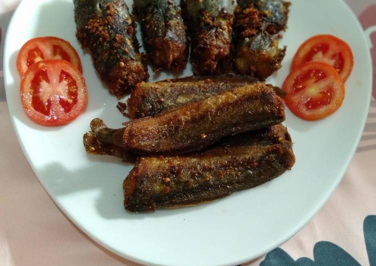 Bagaimana Membuat Lele goreng yang Enak