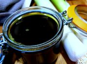 A picture of canola oil