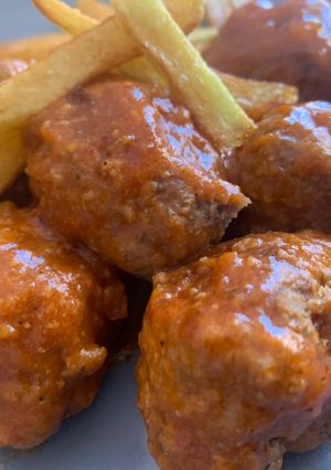 Una foto de Albóndigas en salsa de tomate
