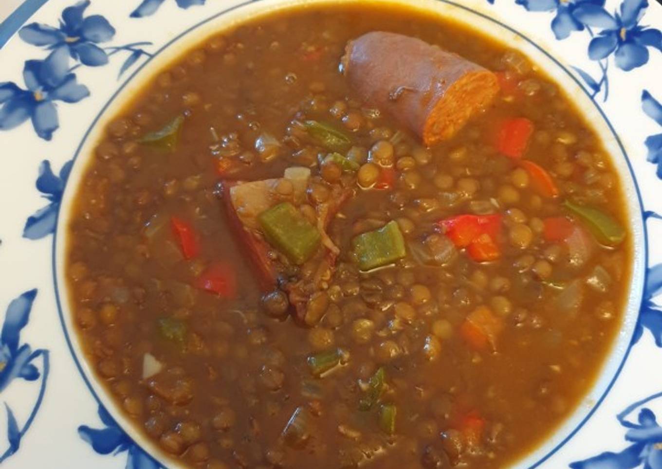 Lentejas con jamón y chorizo