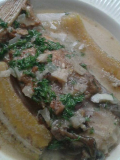 Una foto de Pescado bocachico frito y guisado con coco