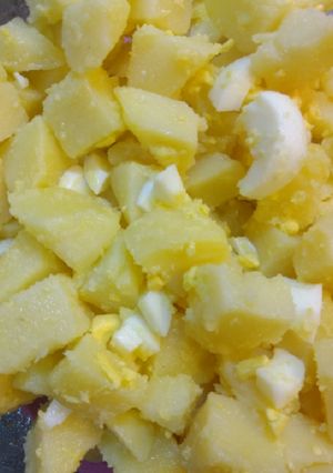 Una foto de La ensalada de Papa y huevo