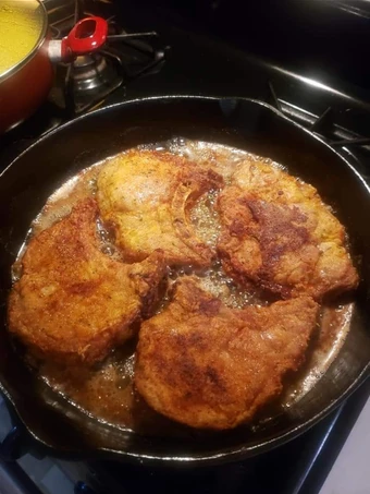 Easy Steps to Make Recipes Country Pan fried pork chops the Delicious Appealing.