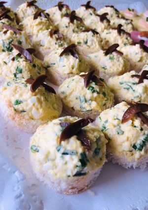 Una foto de Pasta de huevo con ciboullete