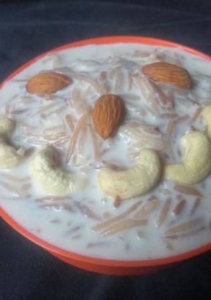 A picture of Seviyaan kheer.