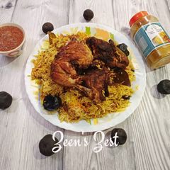 A picture of Madhbi Chicken - Traditional Yemeni Rice Dish.