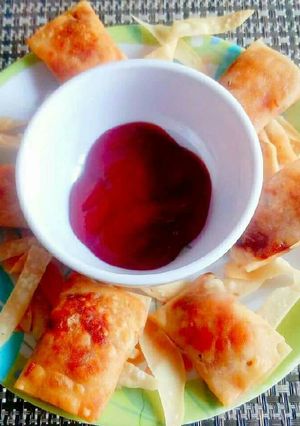 A picture of Cheesy carrot pockets.