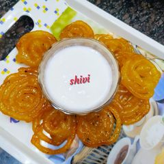 Jalebi Halwai style A picture of Jalebi Halwai style.