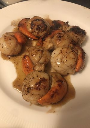 A picture of Scallops- cook in 5-8 mins keto.