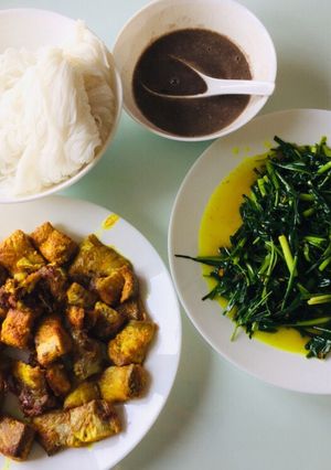 Hình của món Chả cá Lã Vọng.