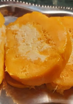 A picture of Mango stuffed kulfi.