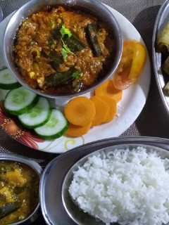 பிந்தி மசாலா(Bindi masala recipe in tamil) செய்முறை முக்கிய புகைப்படம்