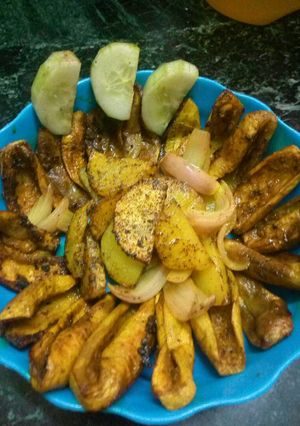 A picture of Potol bhaja (parval aloo).
