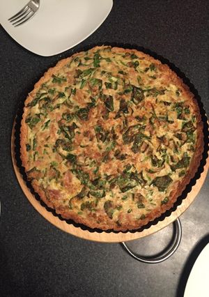 Una foto de Quiche de pollo y espinaca