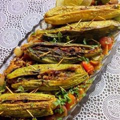 A picture of Potatoes and chickpeas flour stuffed kareelay.