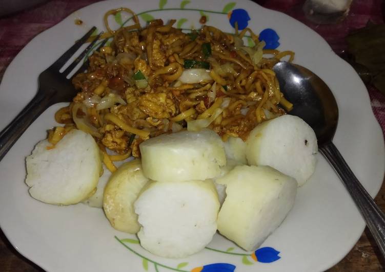 Bahan Mie goreng bumbu gado gado | Cara Buat Mie goreng bumbu gado gado Yang Menggugah Selera