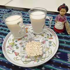 A picture of Susu Gandum (Oat Milk) hanya 2 bahan.