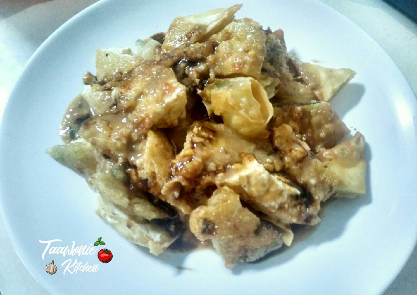 Batagor Bumbu Pecel