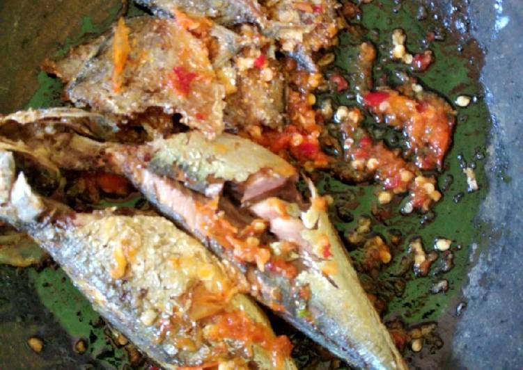 Resep Ikan benggol penyet orek yang simpel