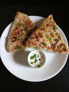 A picture of Afghani Bolani.