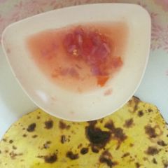 A picture of Missi Roti.