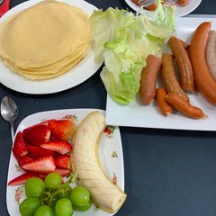 A picture of Crepe breakfast.