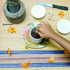 Sukkumalli kaapi (Dry ginger & coriander seeds) A picture of Sukkumalli kaapi (Dry ginger & coriander seeds).
