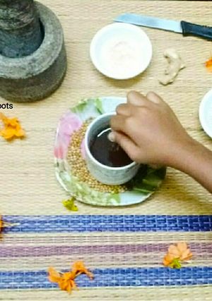 A picture of Sukkumalli kaapi (Dry ginger & coriander seeds).