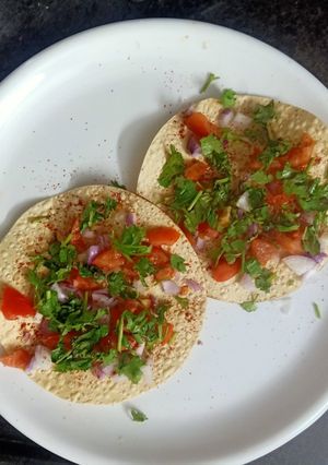 મસાલા પાપડ (Masala Papad Recipe In Gujarati) રેસીપી મુખ્ય ફોટો