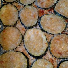 A picture of Zucchini chips.