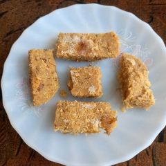 A picture of Date, sooji, besan sy burfi 🧈🍣.