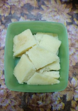 A picture of Sooji halwa.