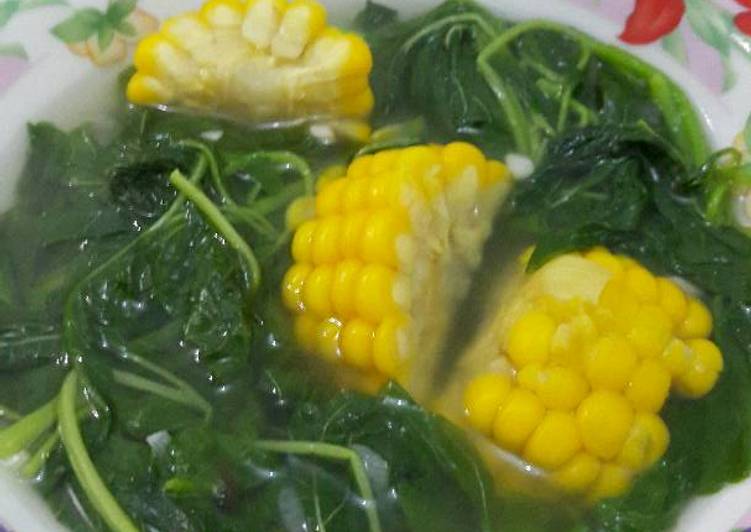 Resep Sup bayam gurih jagung manis oleh Jessica Kent - Cookpad