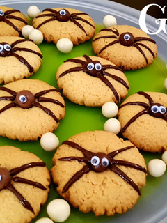 Una foto de Receta galletas araña, galletas caseras ideales para Halloween