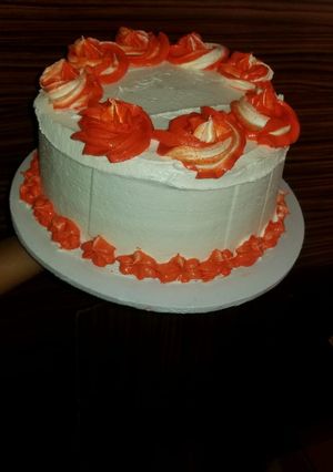 A picture of Whipped cream vanillah cake.
