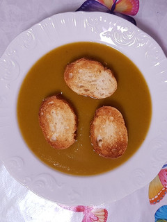 Una foto de Puré de 3 verduras fácil 😋