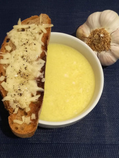Una foto de Sopa de ajo