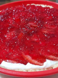 Una foto de (KETO) 🍓TARTA DE FRUTILLA 🍓